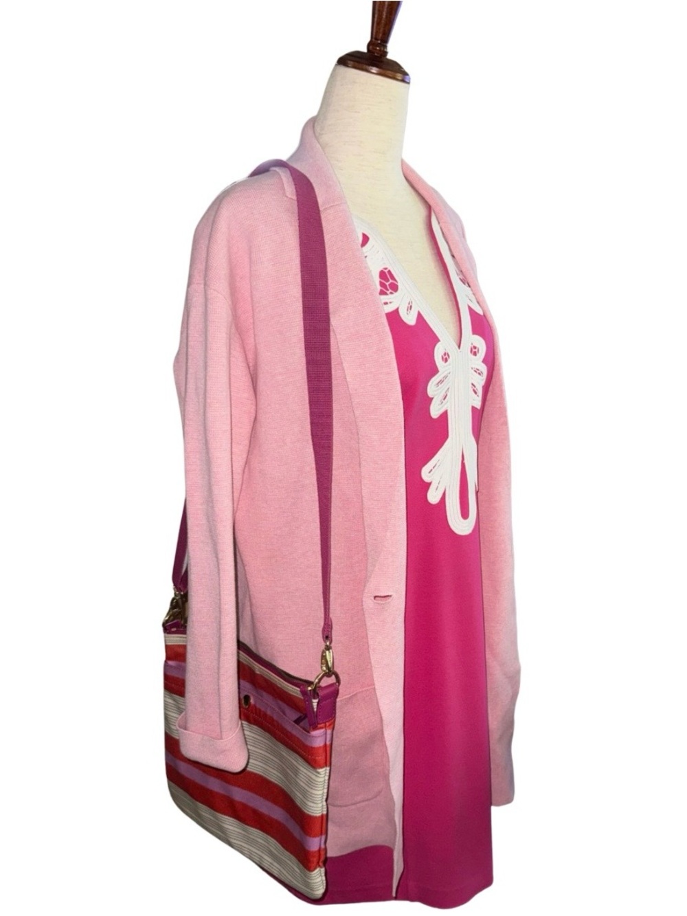 60s Inspired Pink Shift Dress Soutache Trim
Stretch Ponte 8 Jet Age - Picture 3 of 10